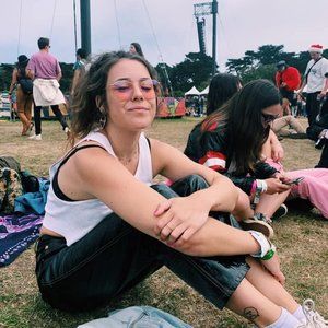 Meet your Posher, Annie